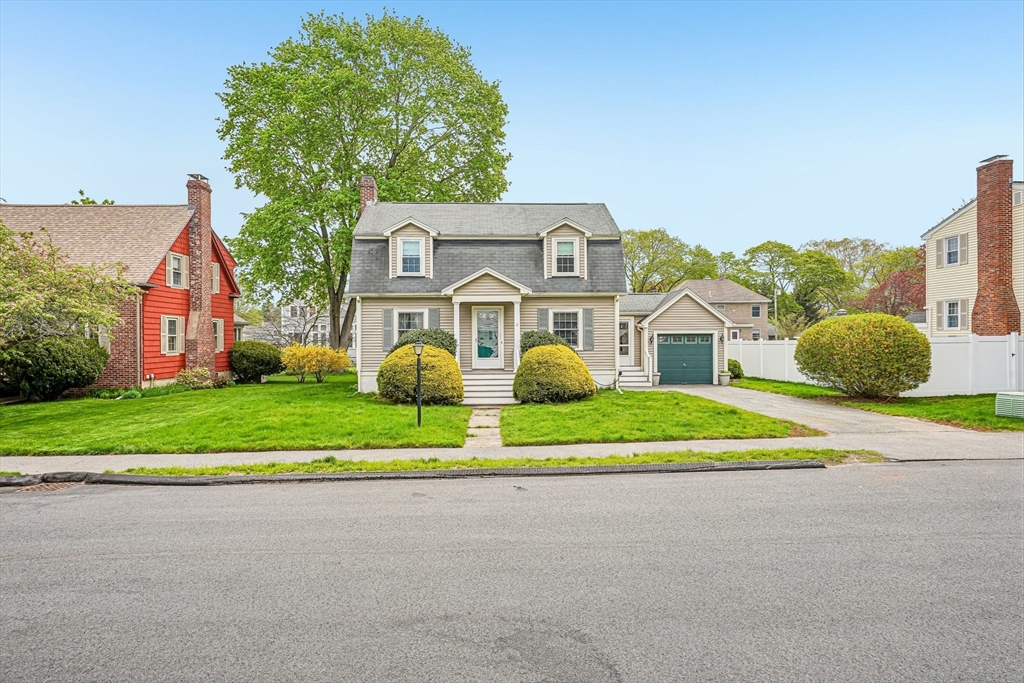 12 Puritan Road Danvers, MA 01923 - Photo 2 of 34