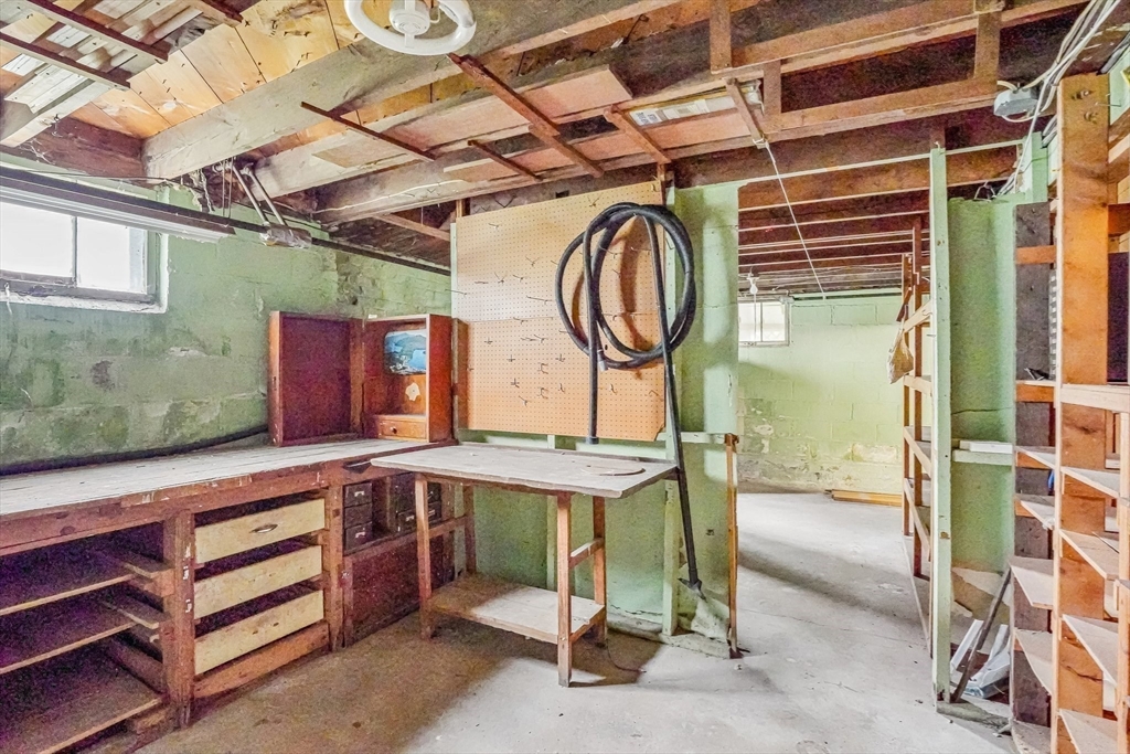12 Puritan Road Danvers, MA 01923 - Photo 26 of 34