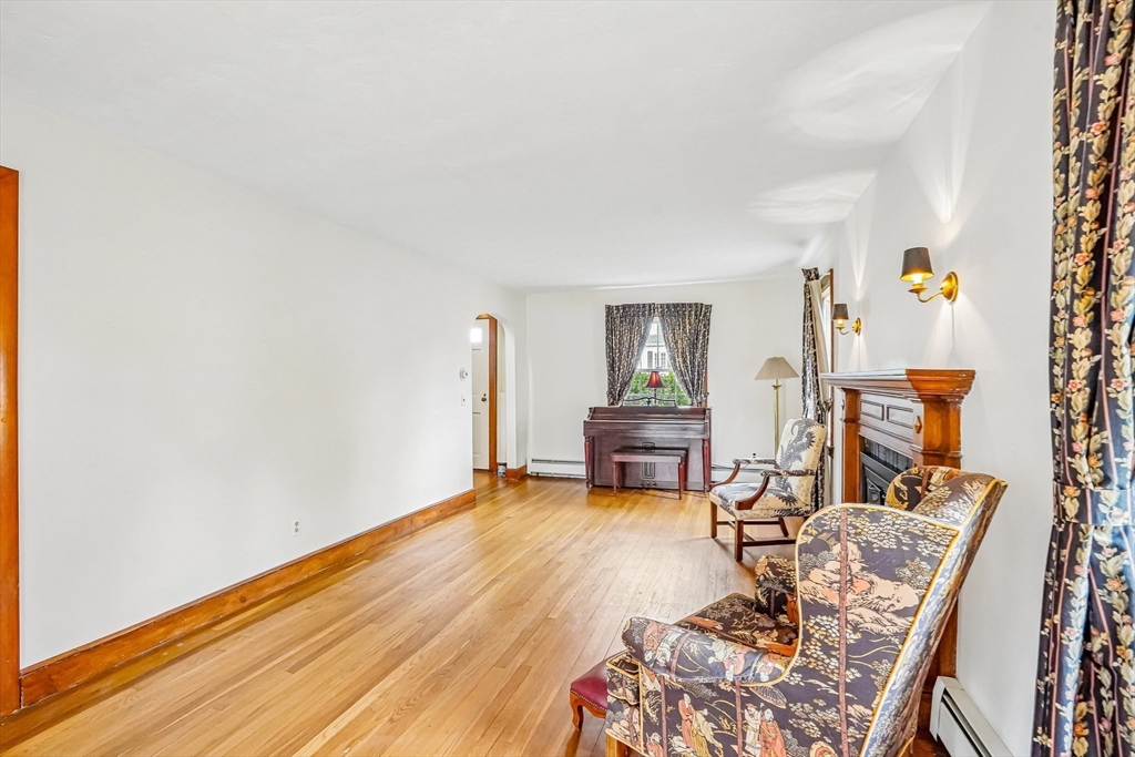 12 Puritan Road Danvers, MA 01923 - Photo 7 of 34