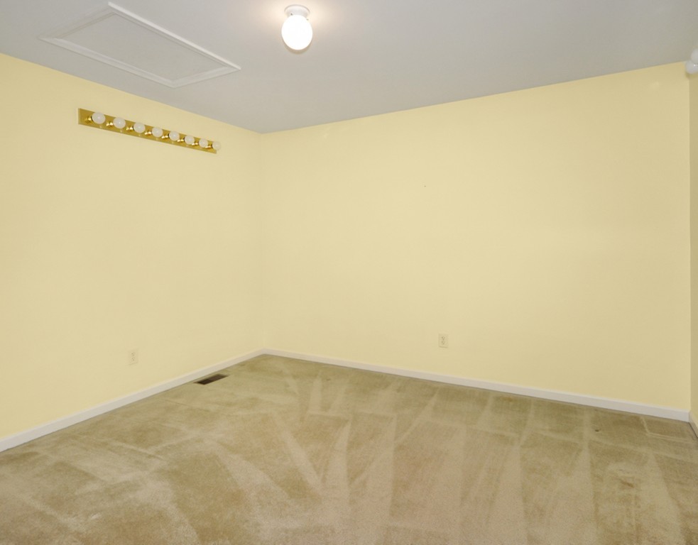8 Stearns Road, Unit 8 Bedford, MA 01730 - Photo 20 of 30 Gallery Image 20
