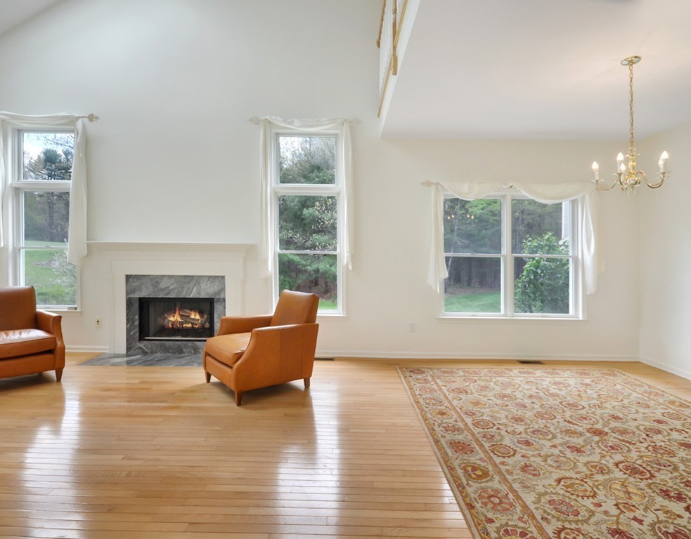 8 Stearns Road, Unit 8 Bedford, MA 01730 - Photo 6 of 30 Gallery Image 6