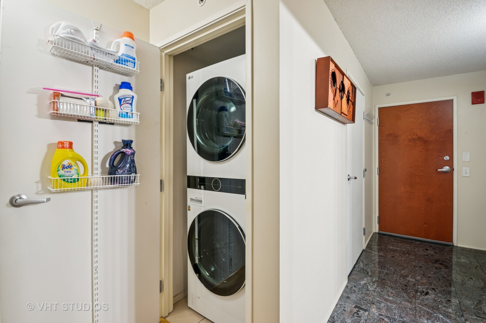 800 Elgin Road, Unit 1019 Evanston, IL 60201 - Photo 15 of 17