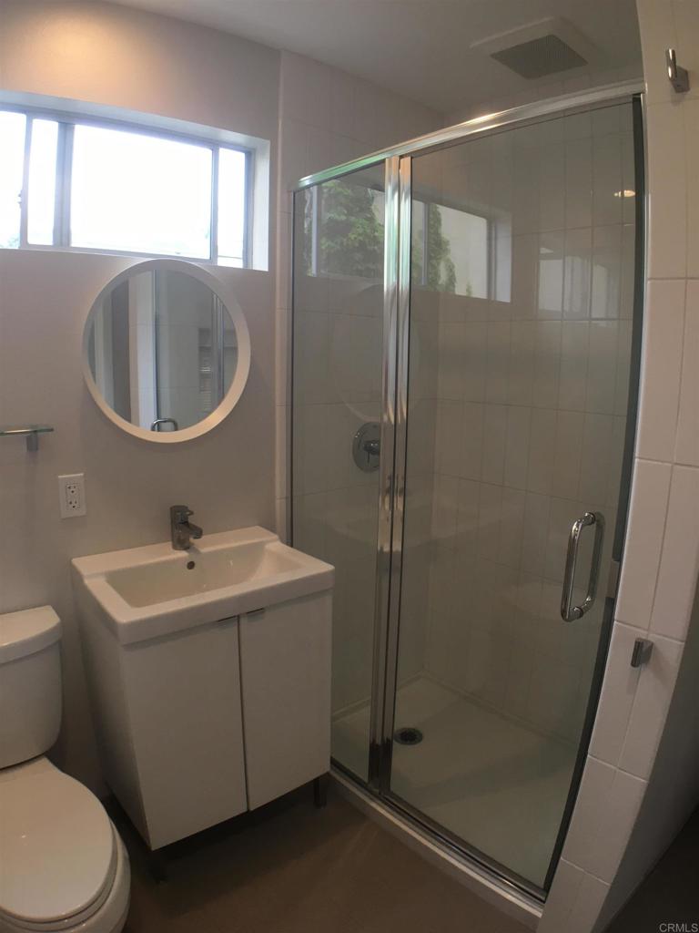 251 East Glaucus Street Encinitas, CA 92024 - Photo 19 of 28