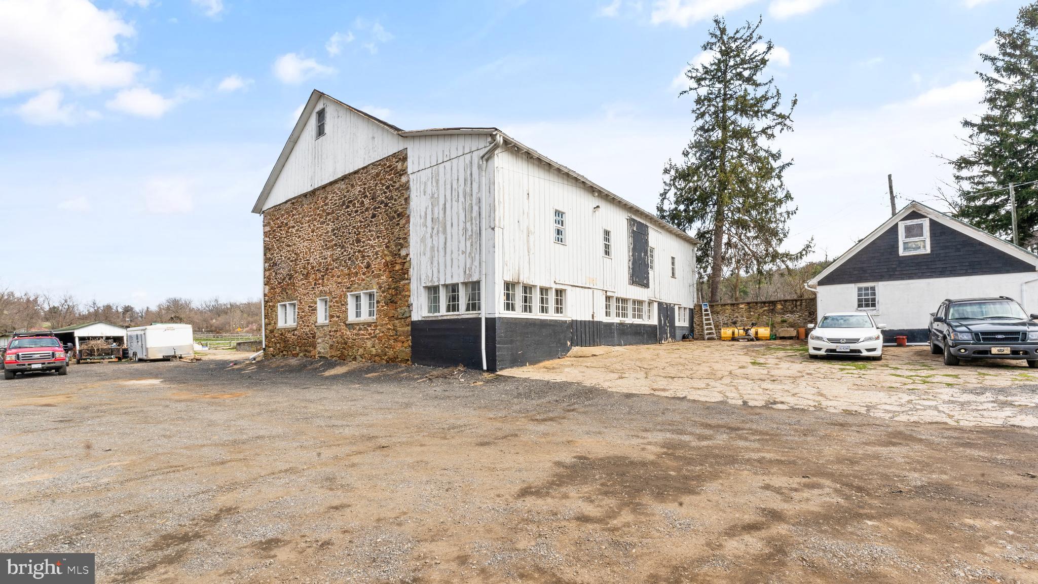17479 Dry Mill Road Leesburg, VA 20175 - Photo 23 of 52