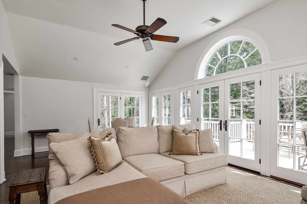 56 Monadnock Road Wellesley, MA 02481 - Photo 10 of 29
