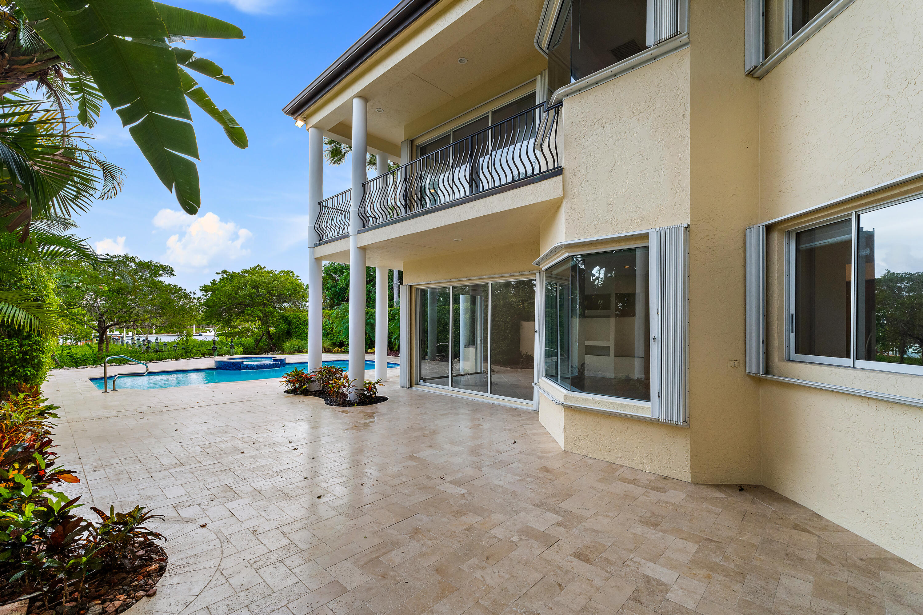 111 Fishermans Way Jupiter, FL 33477 - Photo 22 of 57 a view of a street with sitting area