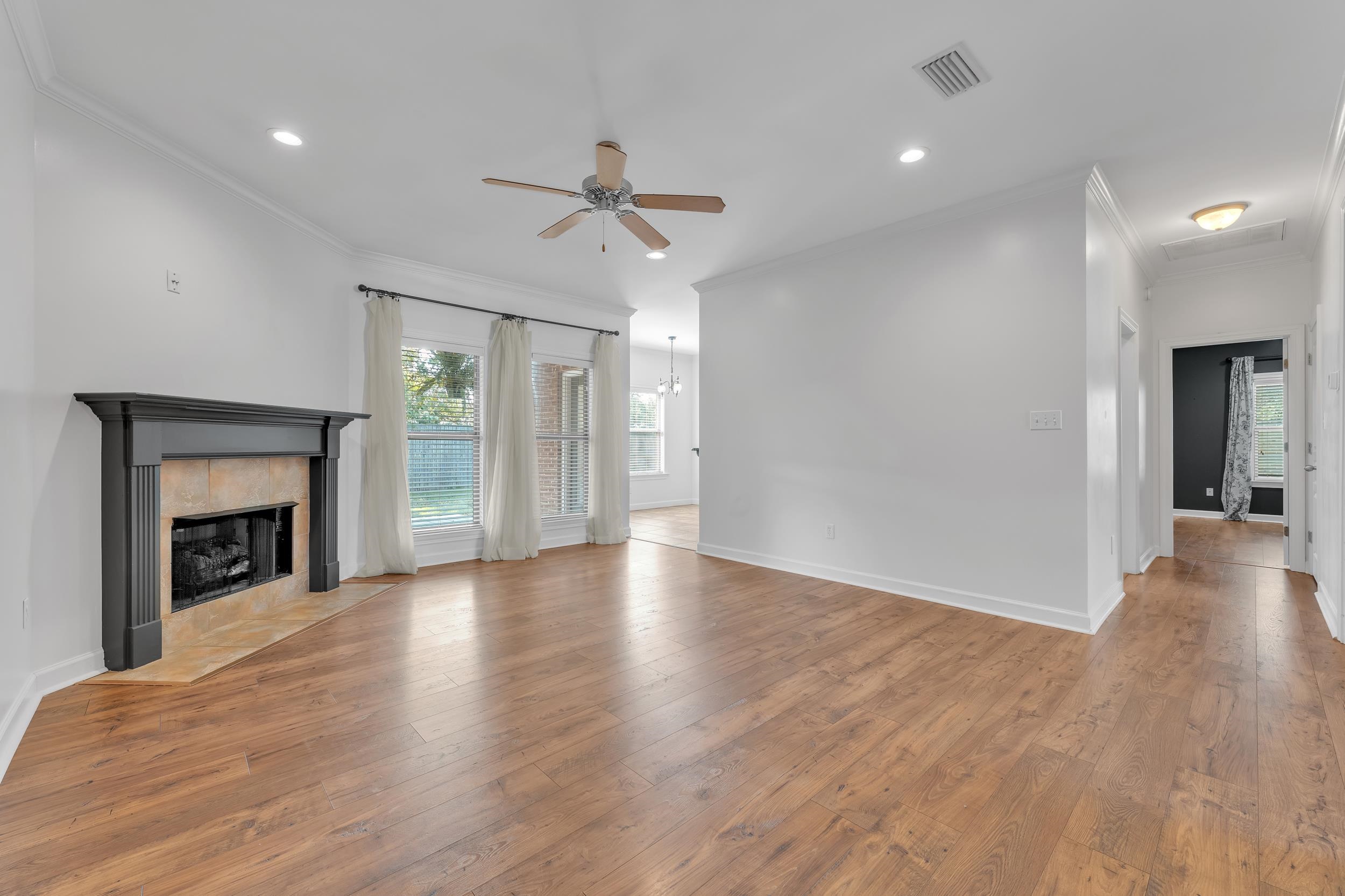 9508 Collier Loop Daphne, AL 36526 - Photo 14 of 29 Living Room