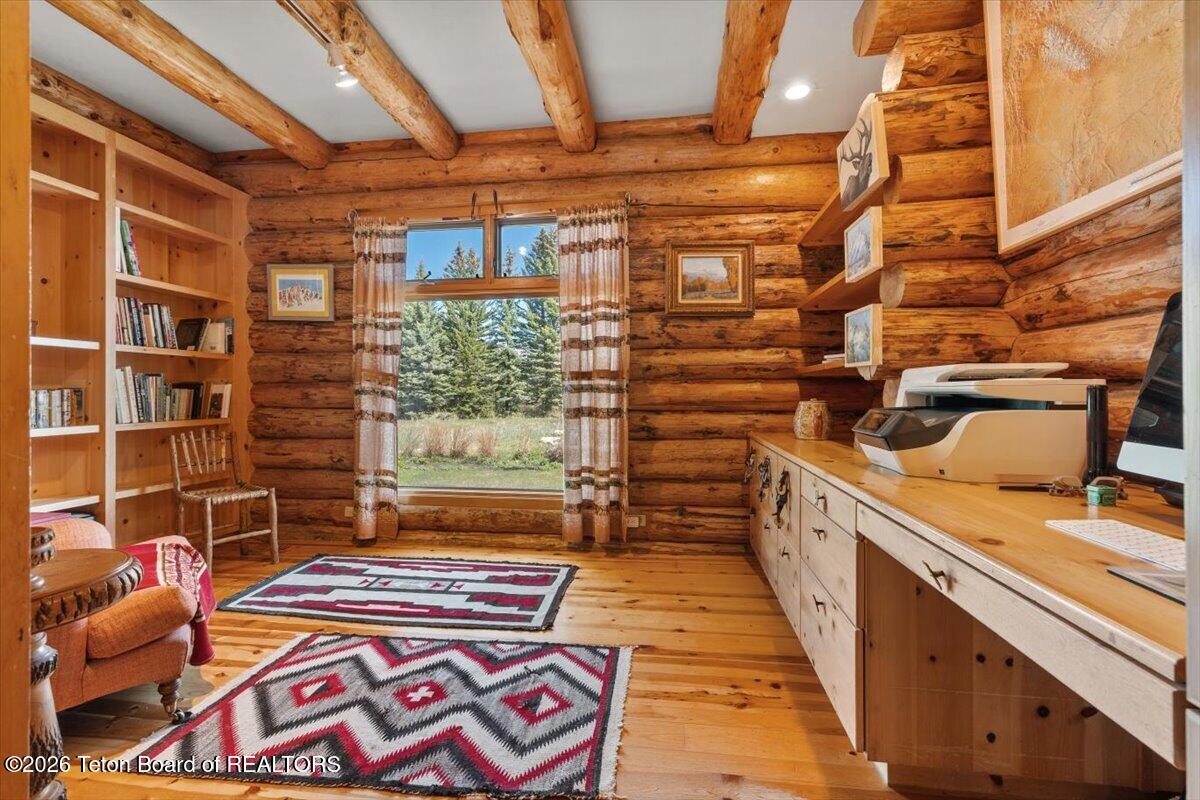 2450 North Fish Creek Road Wilson, WY 83014 - Photo 19 of 40 Private Office