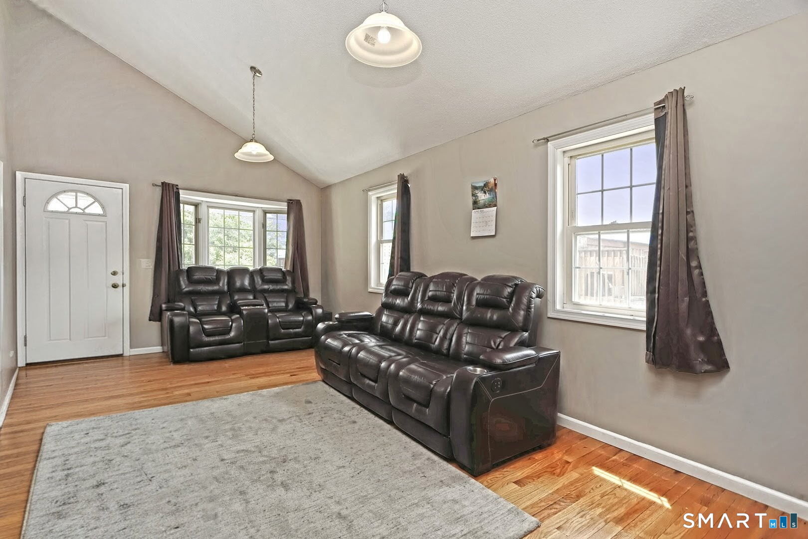 6 Francis Street Waterbury, CT 06708 - Photo 6 of 26