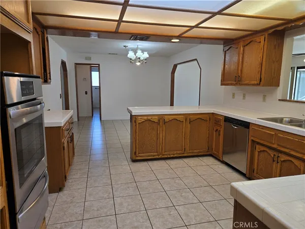 $3,000 | 727 Chardonnay Place, Hemet, CA 92544