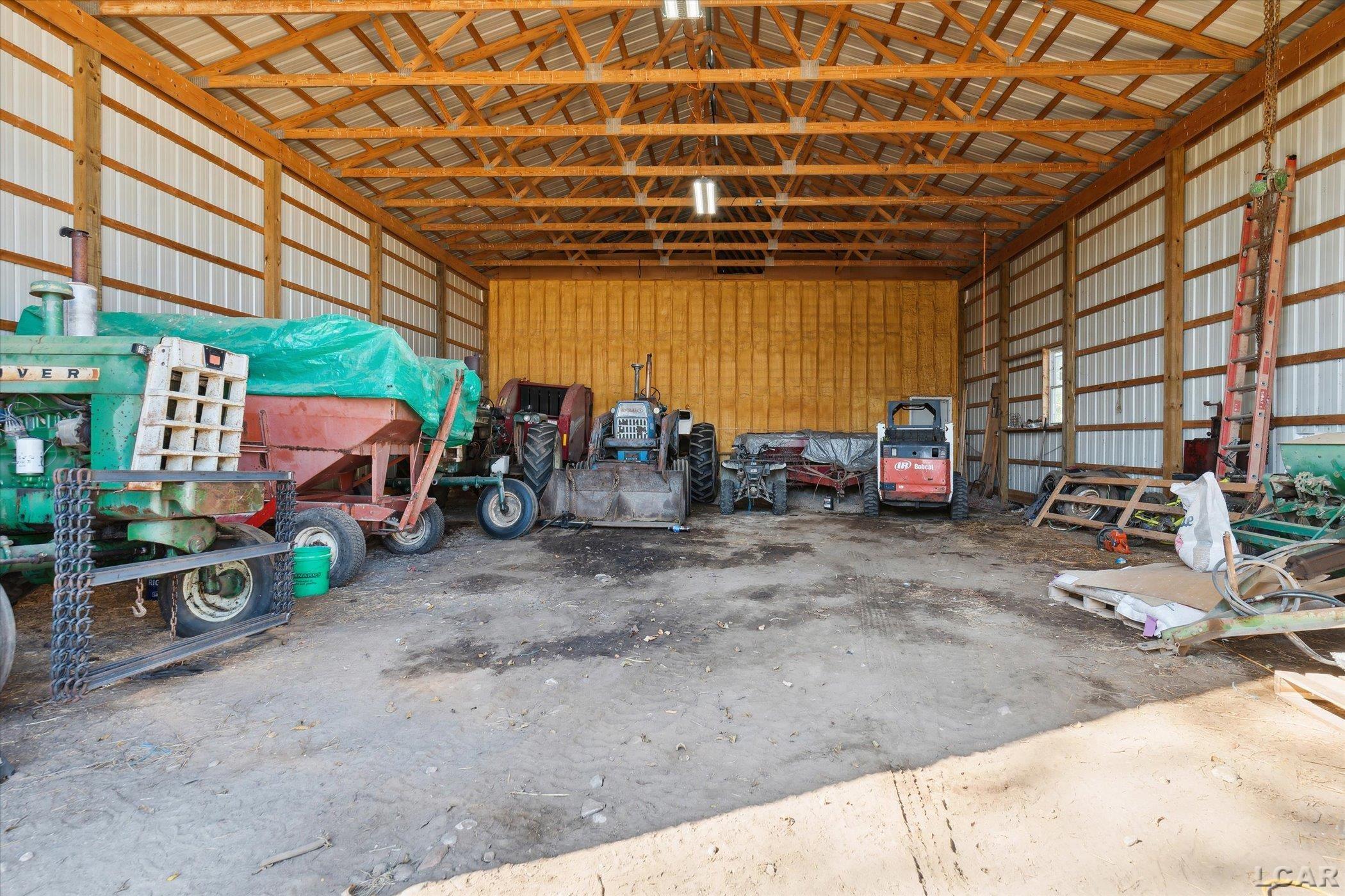 17141 Manitou Road Addison, MI 49220 - Photo 16 of 49 50157756-faecc89a-0ddb-49f9-926c-ed68da59b1e3.JPG