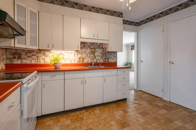 $489,900 | 21 Victor Avenue, Nashua, NH 03060