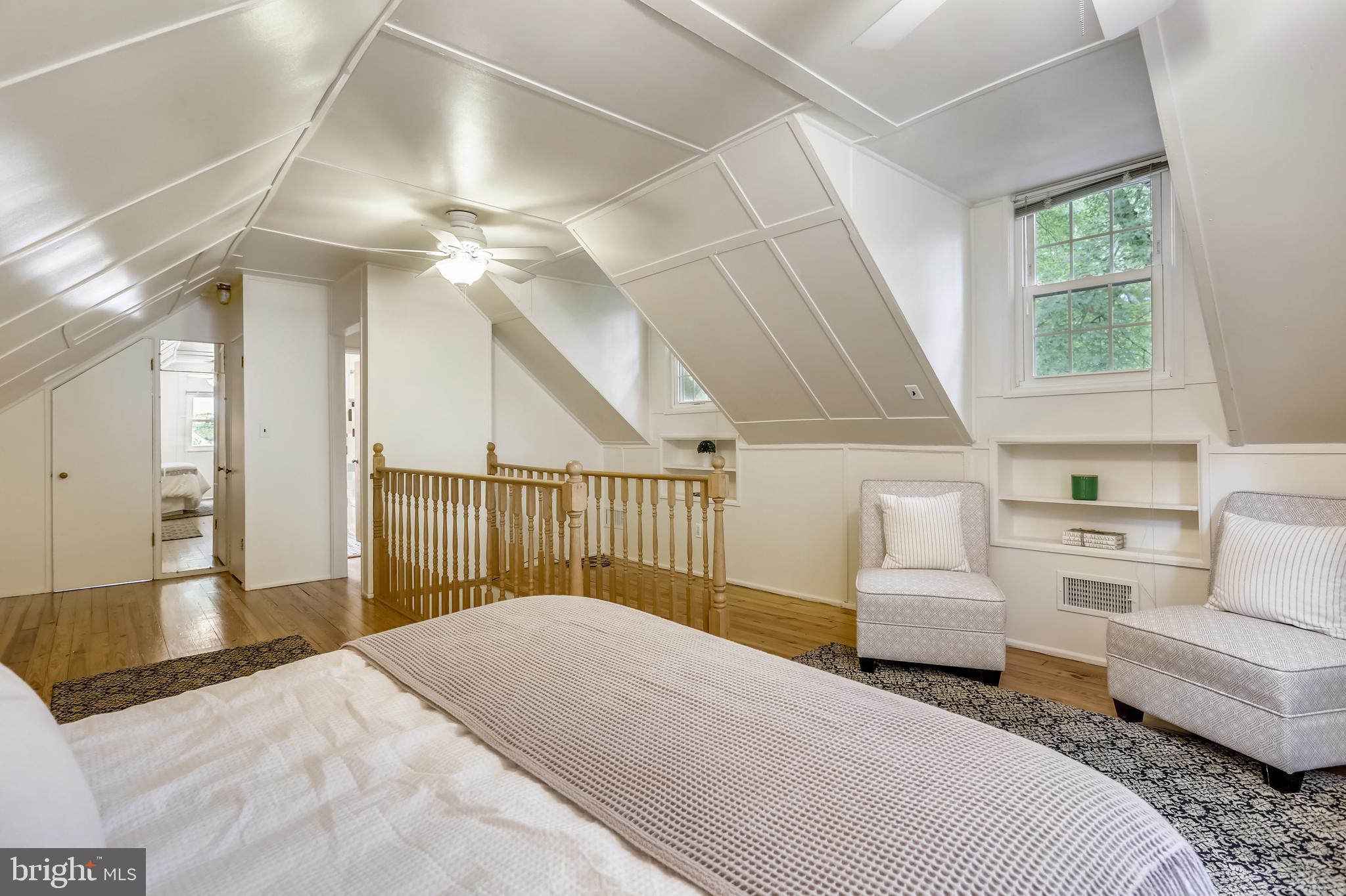 407 Thayer Place Silver Spring, MD 20910 - Photo 24 of 64 Loft Ceiling