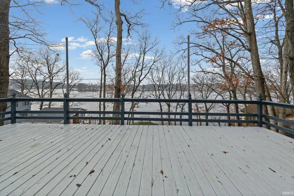 $315,000 | 11914 West Breezy Point Drive, Monticello, IN 47960