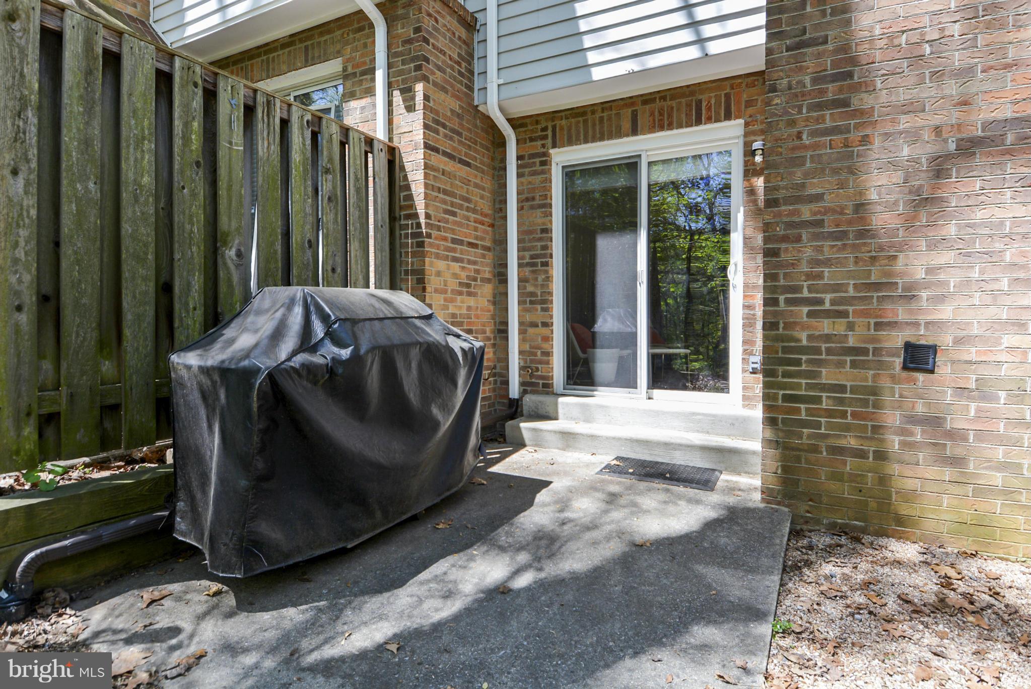 2032 Derby Ridge Lane, Unit 32 Silver Spring, MD 20910 - Photo 12 of 29 Exterior (Rear)