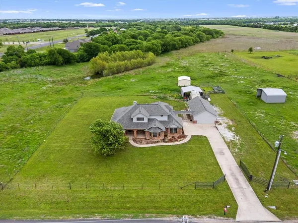 $775,000 | 2937 County Road 2606, Caddo Mills, TX 75135