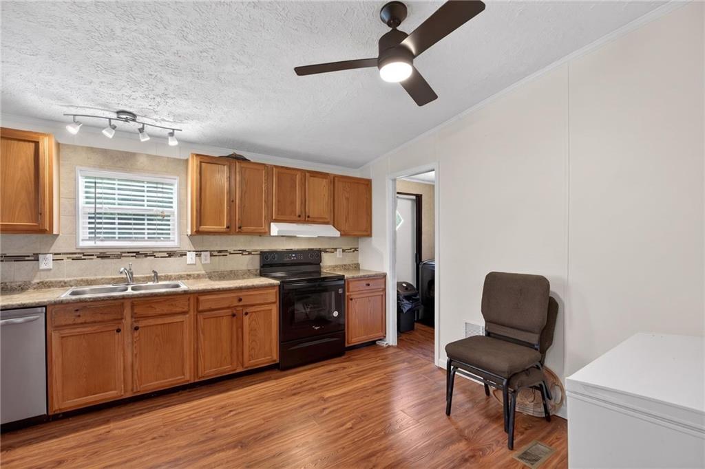 4094 Yancey Road Douglasville, GA 30135 - Photo 12 of 28