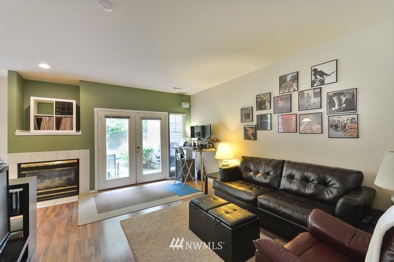 22605 4th Avenue West, Unit 104 Bothell, WA 98021 - Photo 2 of 13