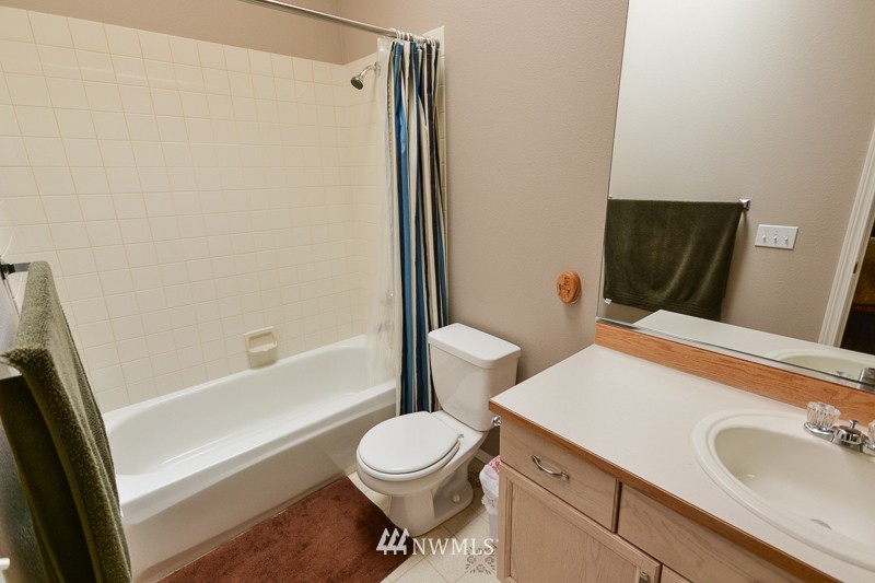 22605 4th Avenue West, Unit 104 Bothell, WA 98021 - Photo 11 of 13