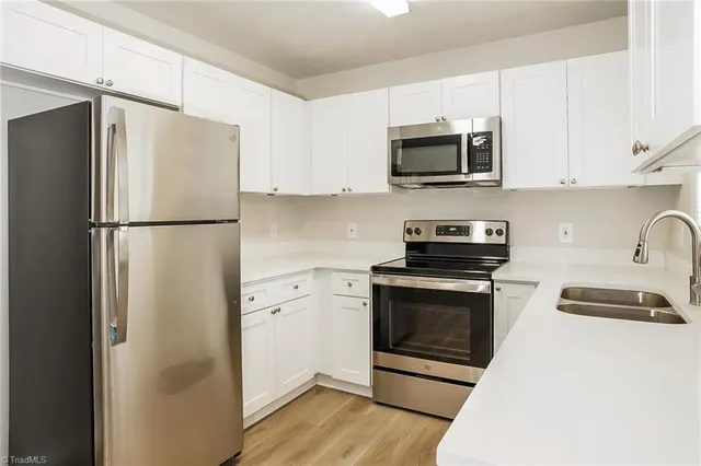 $1,710 | 114 Chriswood Avenue, Thomasville, NC 27360