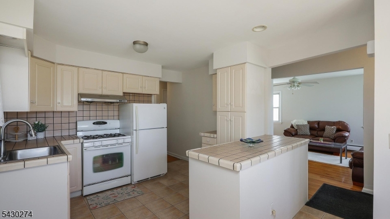 34 Arch Street Butler, NJ 07405 - Photo 10 of 30