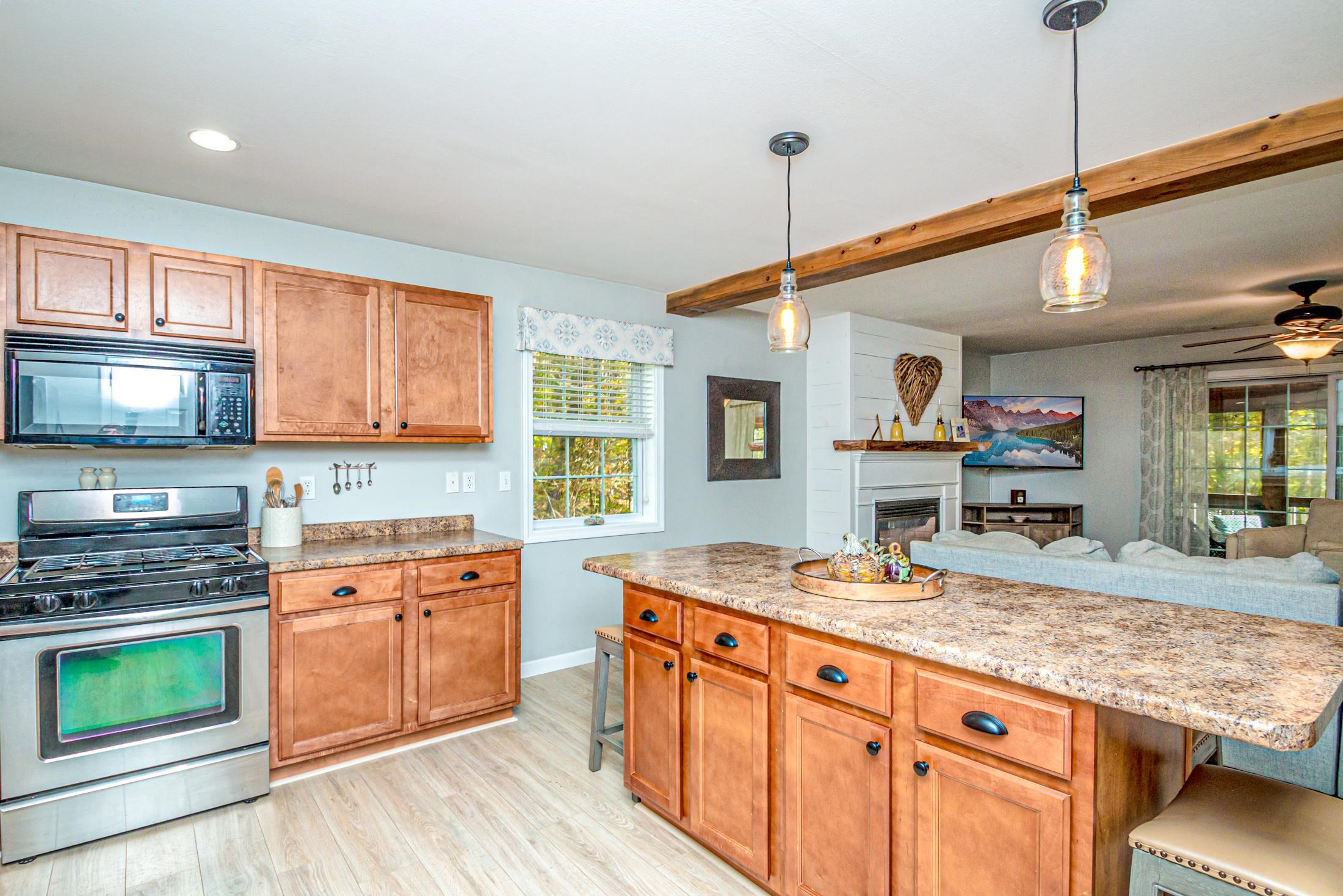 33 B Sands Circle Conway, NH 03813 - Photo 6 of 33