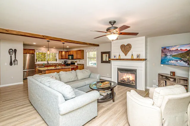 $500,000 | 33 B Sands Circle, Conway, NH 03813