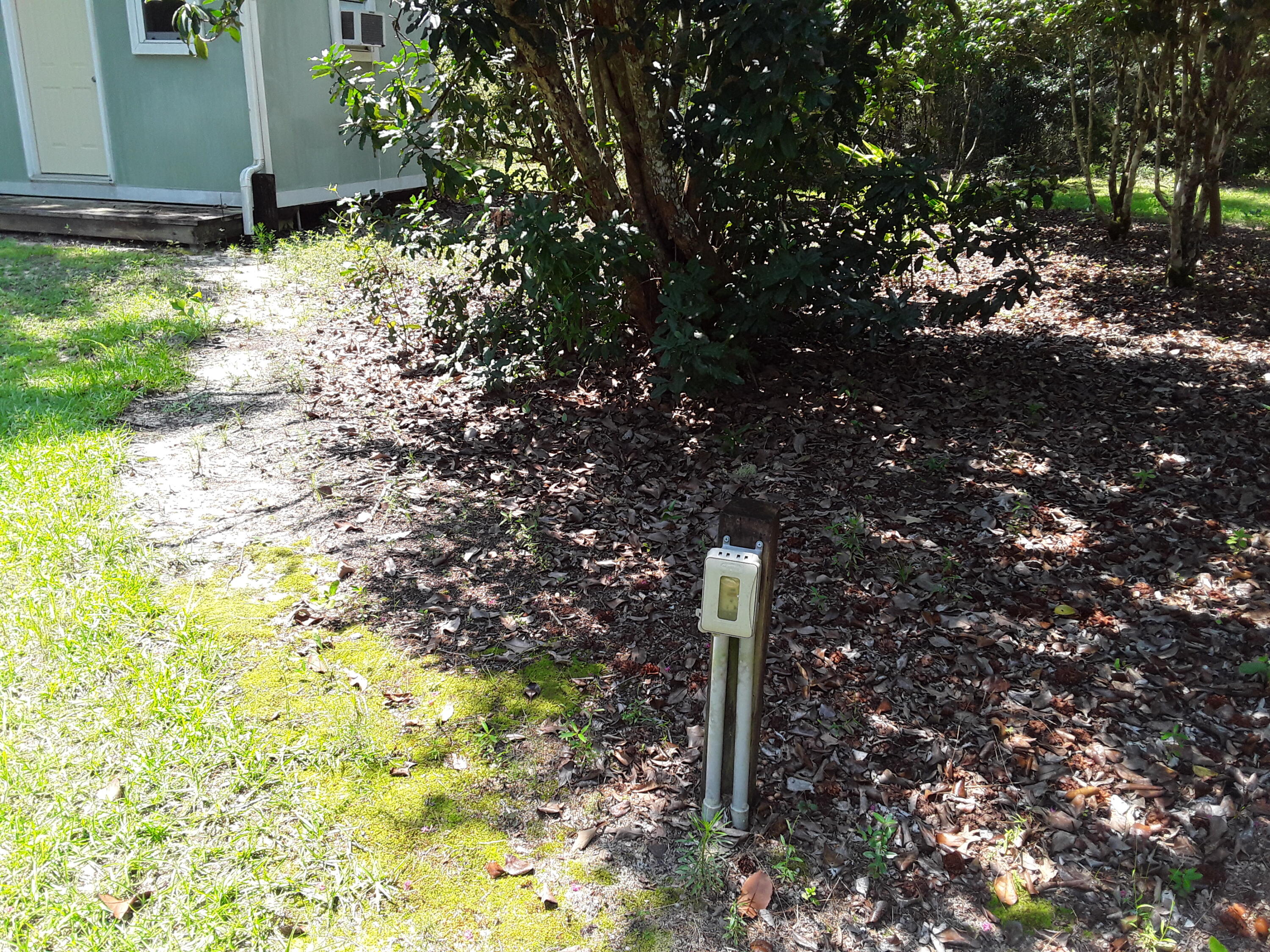 3074 King Lake Road DeFuniak Springs, FL 32433 - Photo 48 of 60 Electrical outlet on property