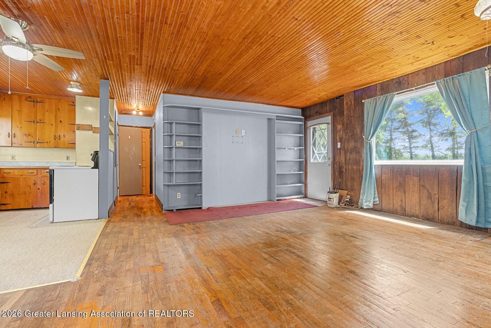 5251 East Island Road Elsie, MI 48831 - Photo 13 of 36 13-Media Jett - 04