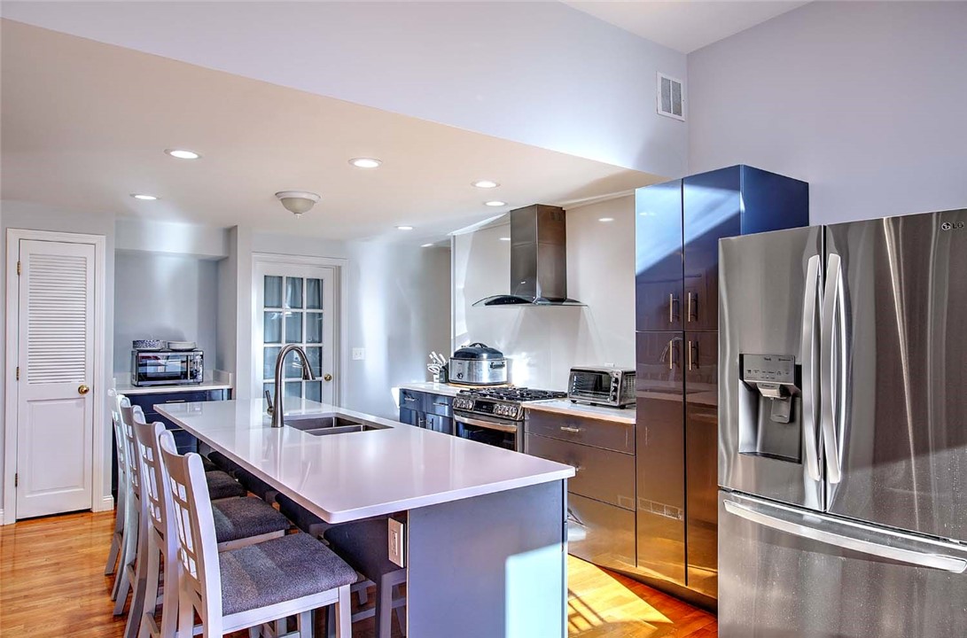 534 Curtis Corner Road South Kingstown, RI 02879 - Photo 16 of 38 Great Bar.