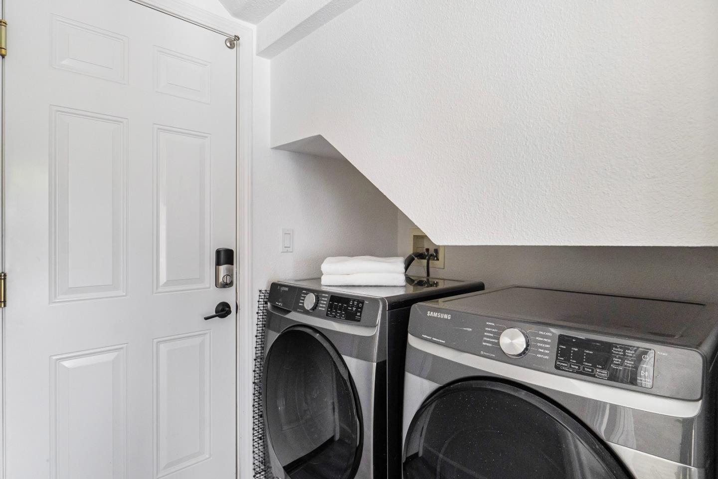 827 Harmony Place Milpitas, CA 95035 - Photo 20 of 36 a utility room with dryer and washer