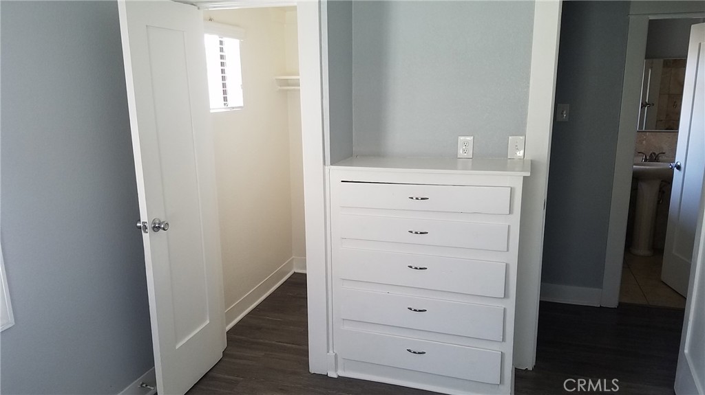 1050 East Hellman Street Long Beach, CA 90813 - Photo 11 of 17