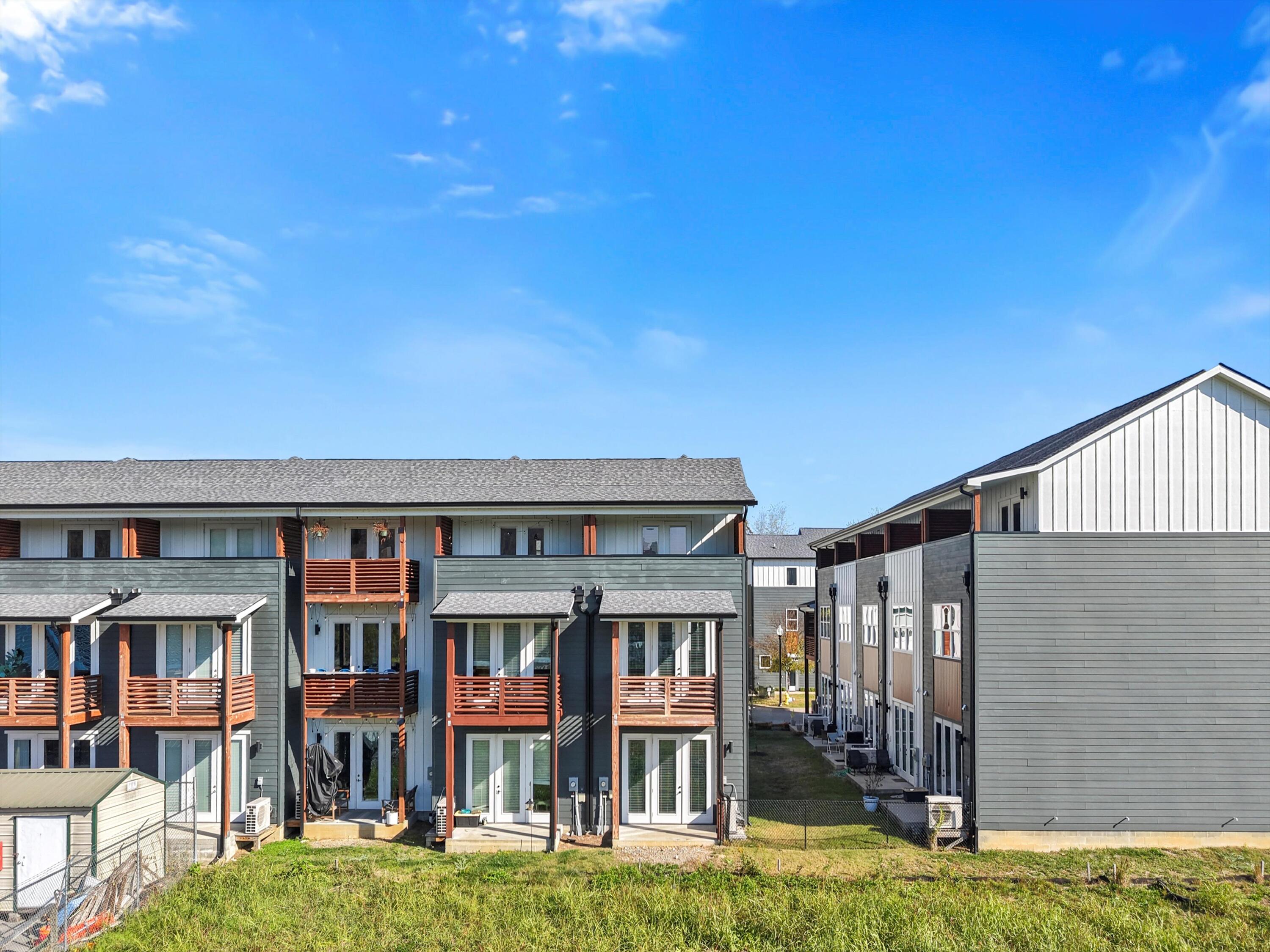 1450 Stockyard Place Chattanooga, TN 37408 - Photo 24 of 36 27-DJI_20251106102115_0973_D