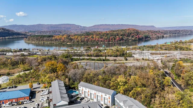 $342,500 | 1450 Stockyard Place, Chattanooga, TN 37408