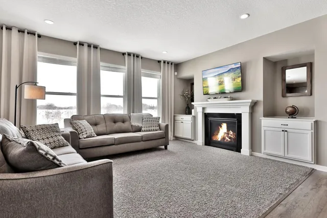 $650,000 | 4982 143rd Court North, Hugo, MN 55038