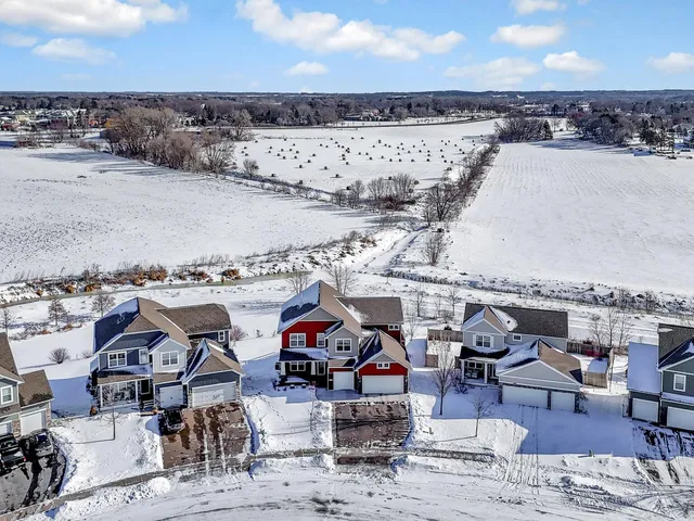 $650,000 | 4982 143rd Court North, Hugo, MN 55038