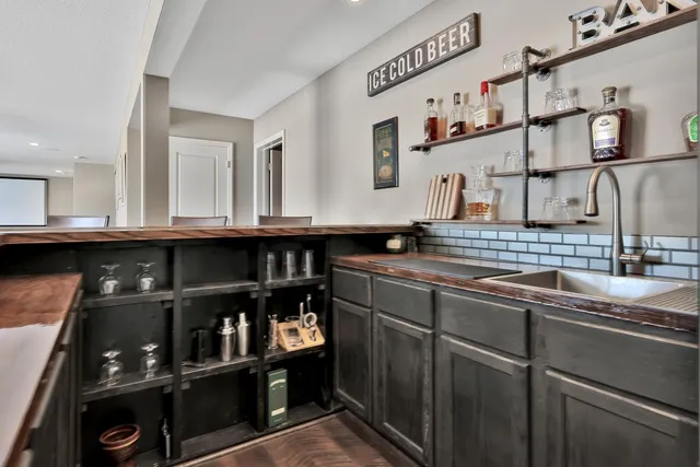 $650,000 | 4982 143rd Court North, Hugo, MN 55038