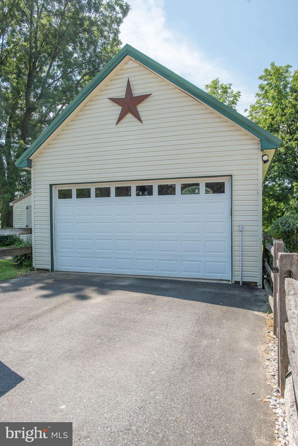 2013 Newark Road Lincoln University, PA 19352 - Photo 3 of 38 Gallery Image 3