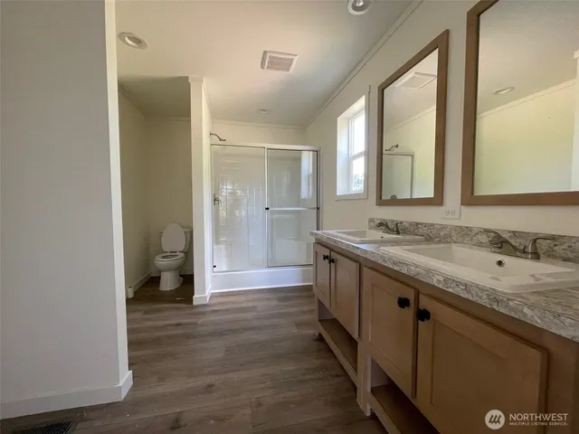 $379,500 | 220 Chris Road, Pe Ell, WA 98572