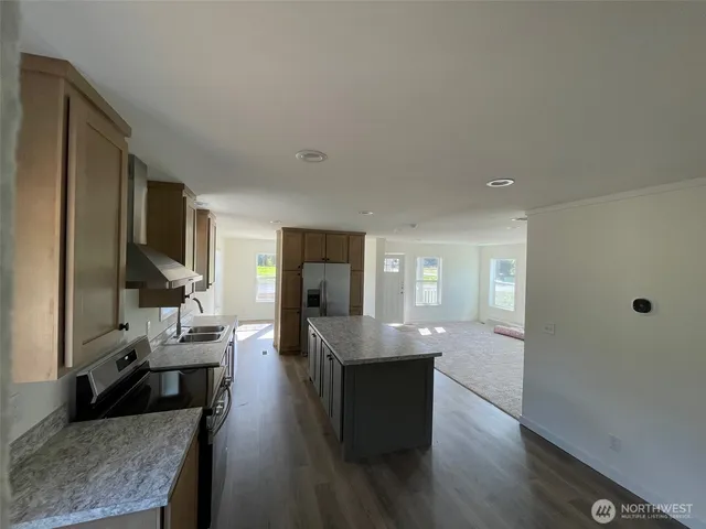 $379,500 | 220 Chris Road, Pe Ell, WA 98572