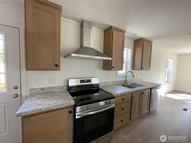 $379,500 | 220 Chris Road, Pe Ell, WA 98572