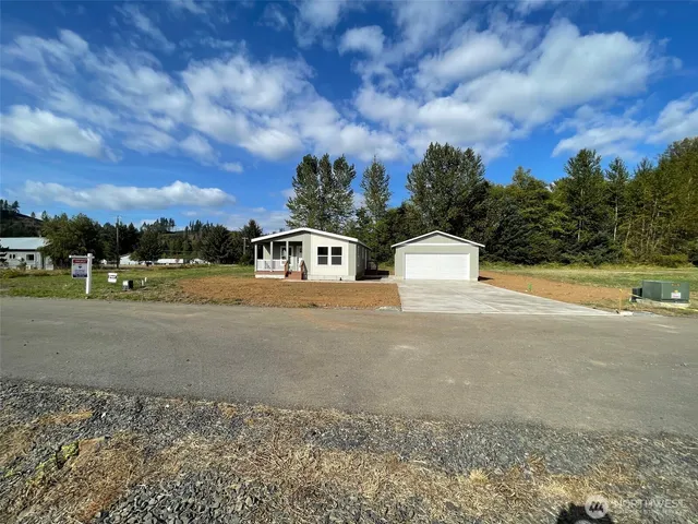 $379,500 | 220 Chris Road, Pe Ell, WA 98572