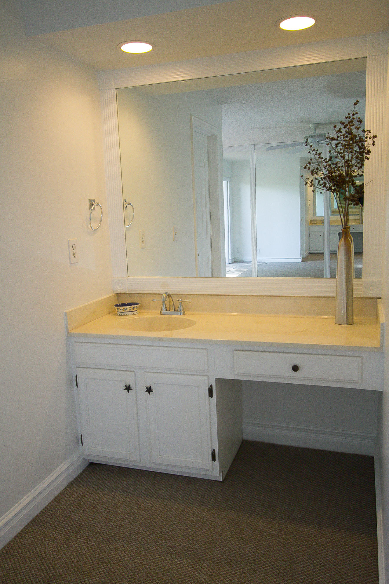 454 Ashwood Place Boca Raton, FL 33431 - Photo 15 of 30 new-16.jpg