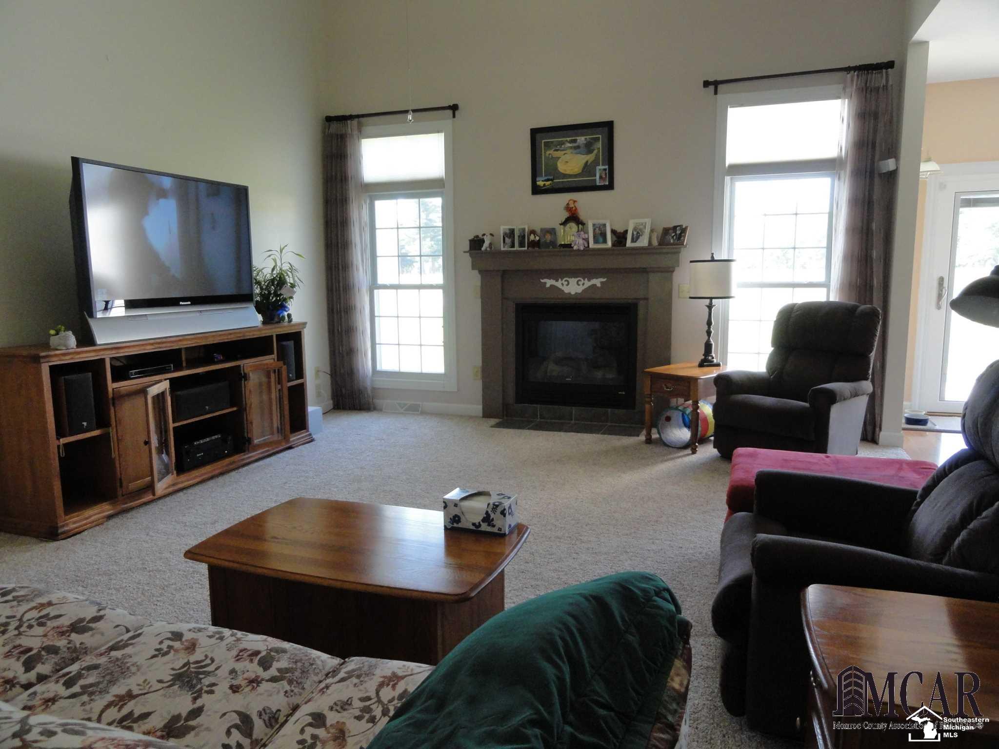 13099 Lulu Road Ida, MI 48140 - Photo 8 of 35 21455709-7.JPG