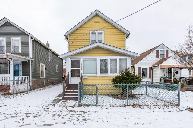 $225,000 | 614 Walnut Street, Waukegan, IL 60085