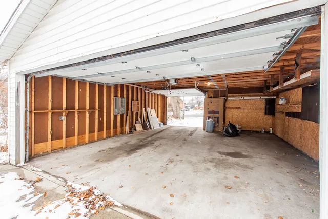 $225,000 | 614 Walnut Street, Waukegan, IL 60085