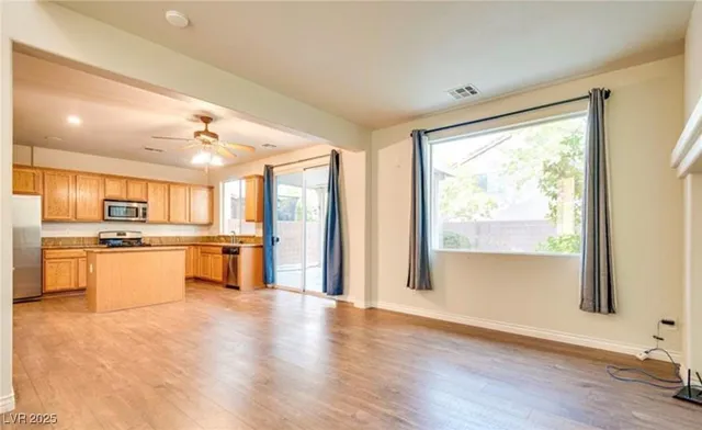 $2,195 | 6044 Fair Valley Street, Las Vegas, NV 89148