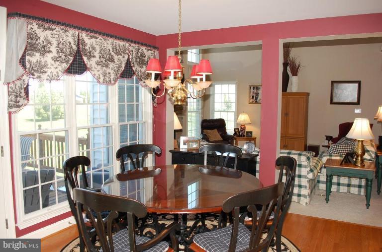 11838 Simpson Road Clarksville, MD 21029 - Photo 17 of 30 Kitchen/Family Room