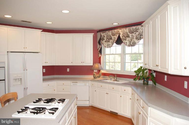 11838 Simpson Road Clarksville, MD 21029 - Photo 5 of 30 Kitchen