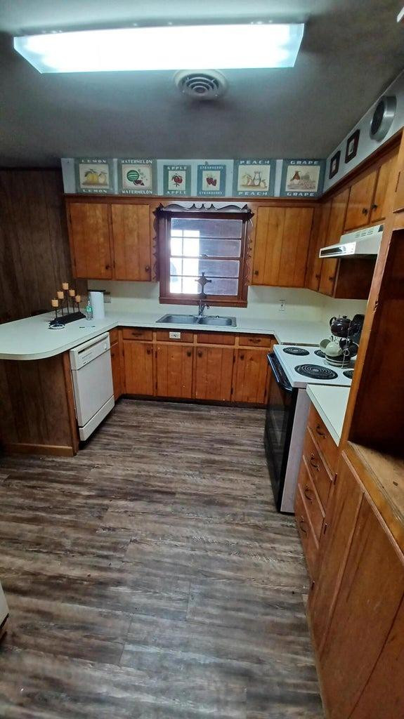 2018 West 21st Plainview, TX 79072 - Photo 22 of 44 Photo 22